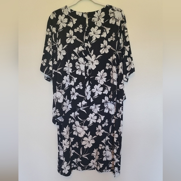 Chico's Floral Black & White Midi Dress with Layered Half Top and Keyhole Back - Picture 6 of 7